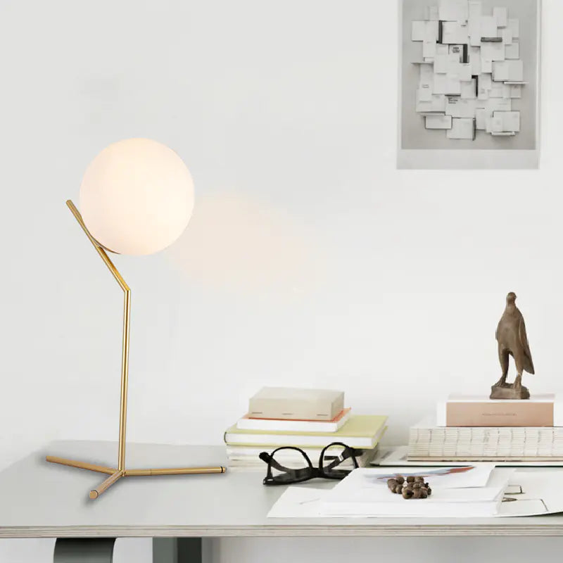 Lámpara de mesa nordica