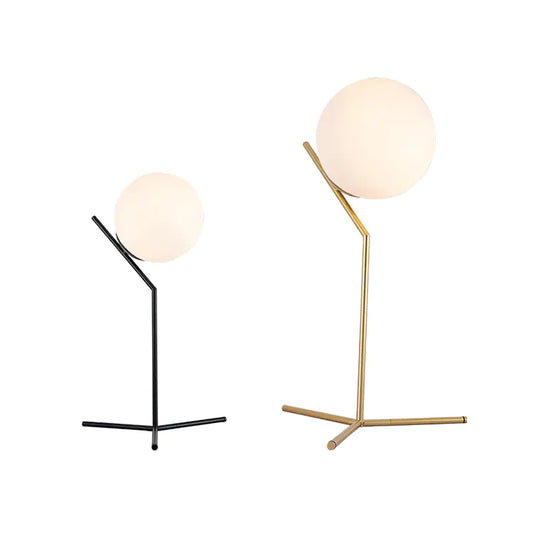 Lámpara de mesa nordica